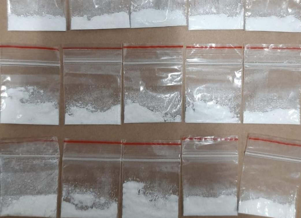 Mulher é presa ao tentar entrar com cocaína no Frasqueirão