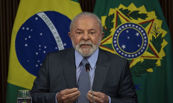 Após reunião frustrada, Lula diz que Zelenski 'é maior de idade e sabe o que faz'
