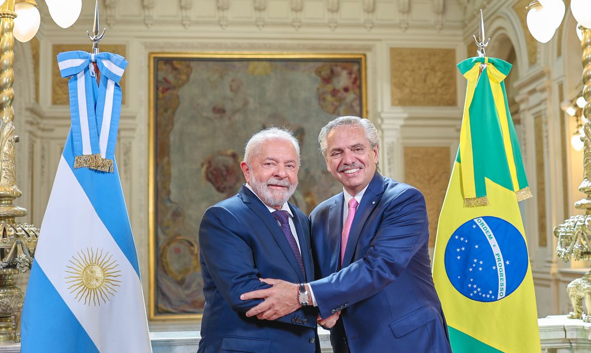 Cúpula reunirá 11 presidentes da América do Sul em Brasília