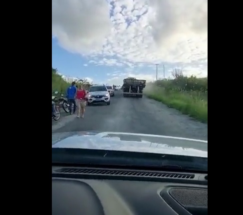 VÍDEO: A péssima condição da rodovia para chegar em Serra de São Bento e Monte das Gameleiras