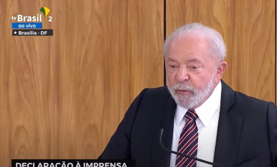 Lula fala que eleições fraudadas provam democracia na Venezuela