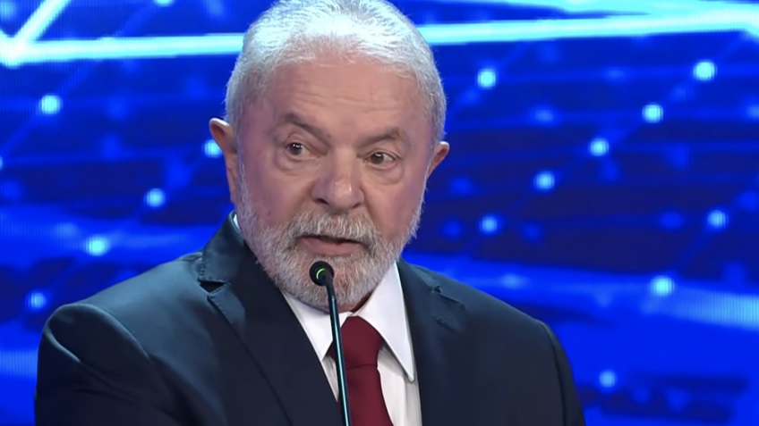 VÍDEO: Antes de indicar Zanin, Lula havia dito ser contra presidente ter ministros do STF como amigos
