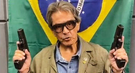 Ex-deputado desmaia na prisão e pode estar com traumatismo craniano, diz assessoria