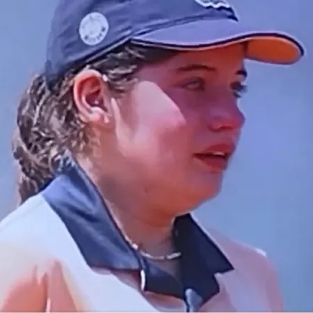 VÍDEO: Dupla é desclassificada de Roland Garros após levar boleira às lagrimas