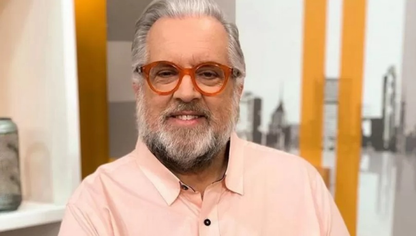 Leão Lobo após chorar com demissão na TV: 'Preciso do trabalho para viver'