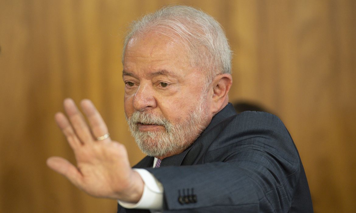 PT pede ao Ministério das Comunicações para ter seus próprios canais de TV e rádio