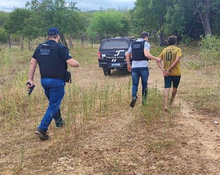 VÍDEO: Após 10 dias de buscas, polícia prende homem acusado de matar comerciante em Jucurutu