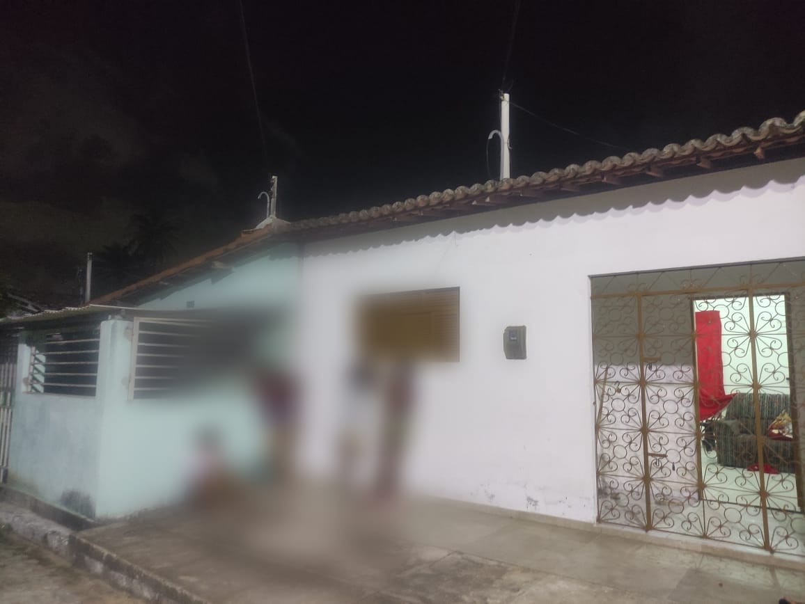 Adolescente é morto a tiros dentro de casa na Grande Natal