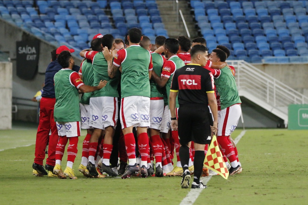 VÍDEO: América vence o Brusque e deixa a zona de rebaixamento da Série C