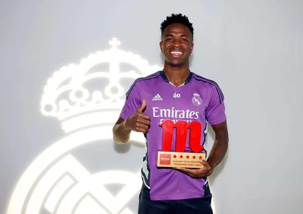 Vini Jr herda a lendária camisa 7 do Real Madrid; Rodrygo será o 11