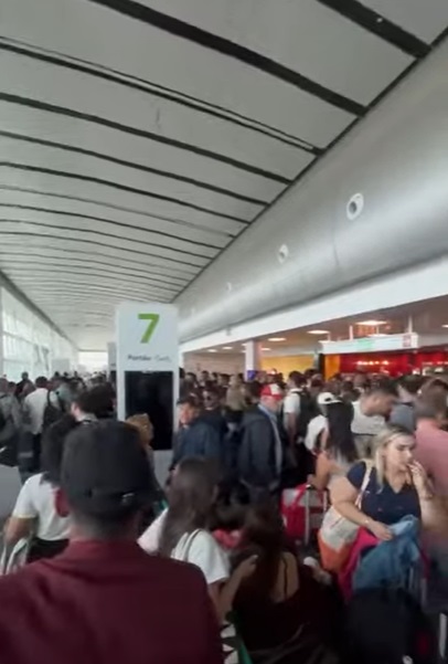 VÍDEO: Caos em Natal após fechamento do Aeroporto de Recife