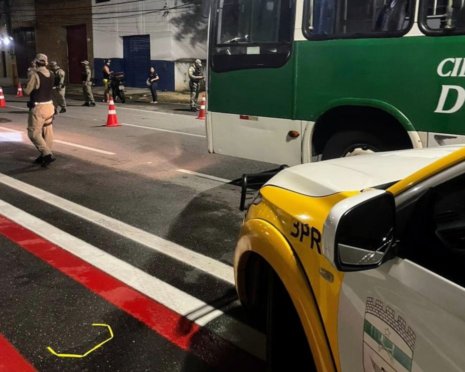 Polícia prende motoristas embriagados e apreende drogas em Natal