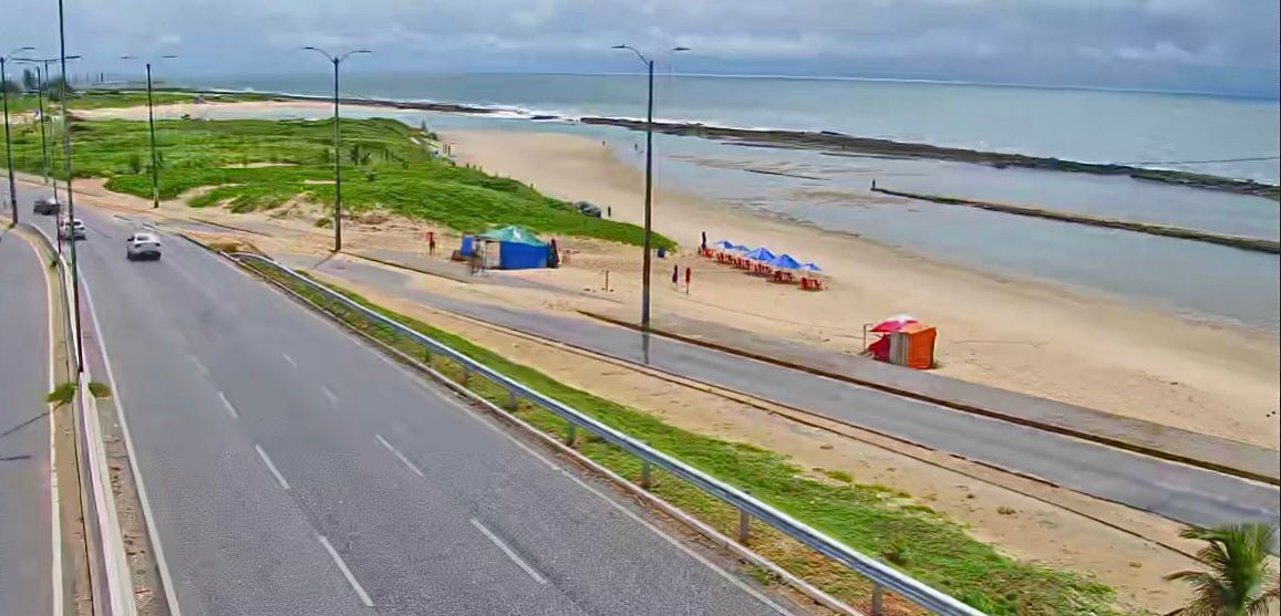 Viaduto de Santo Reis tem defensa de proteção substituída