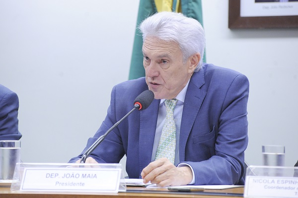 João Maia confirma que está de saída do PL, sem conflitos com Rogério Marinho