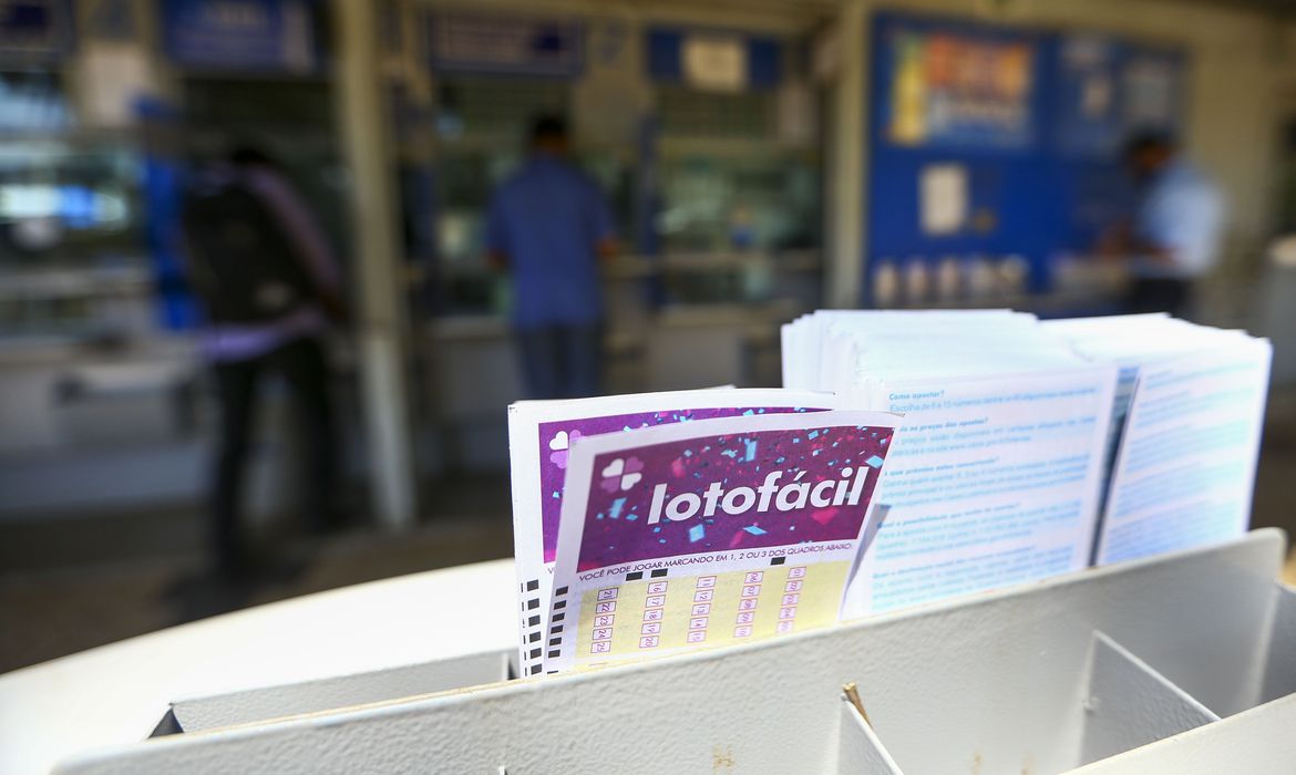 Milionário em Natal: aposta feita no bairro de Candelária fatura prêmio da Lotofácil
