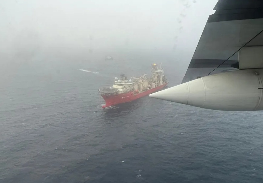 Guarda Costeira divulga 1ª imagem das buscas por submarino desaparecido