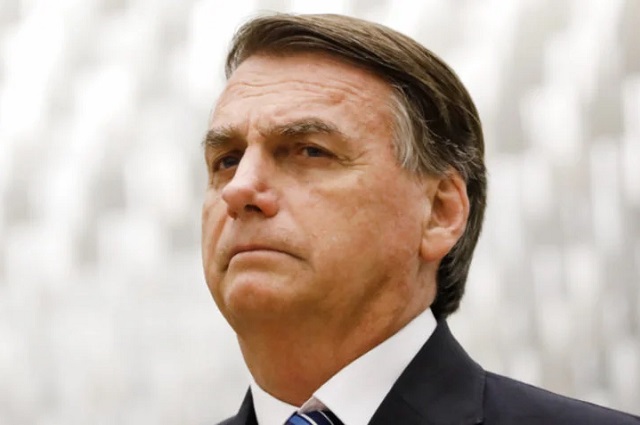TSE encerra primeiro dia de julgamento de ação contra Bolsonaro