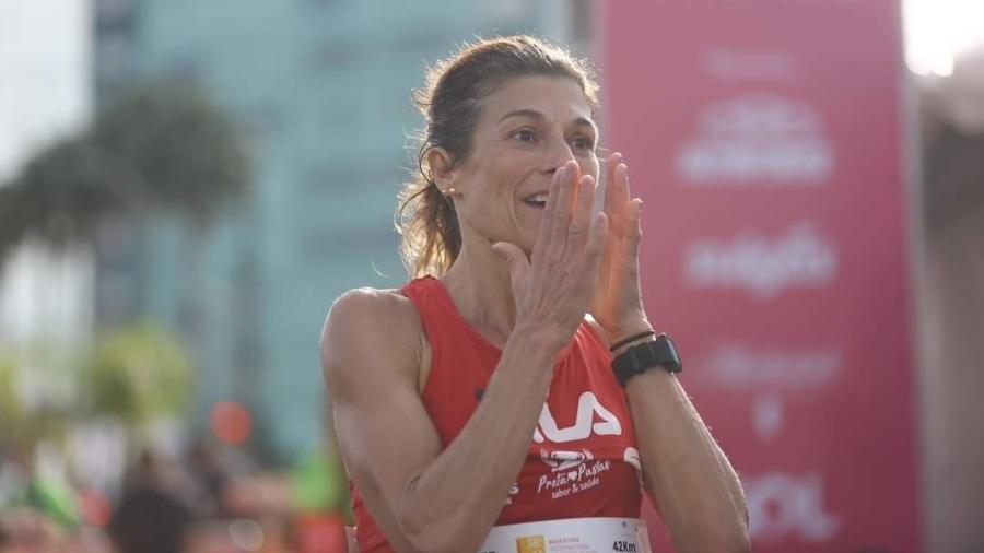 Conheça a cozinheira que só começou a correr aos 39 e ganhou 3 maratonas aos 45 anos