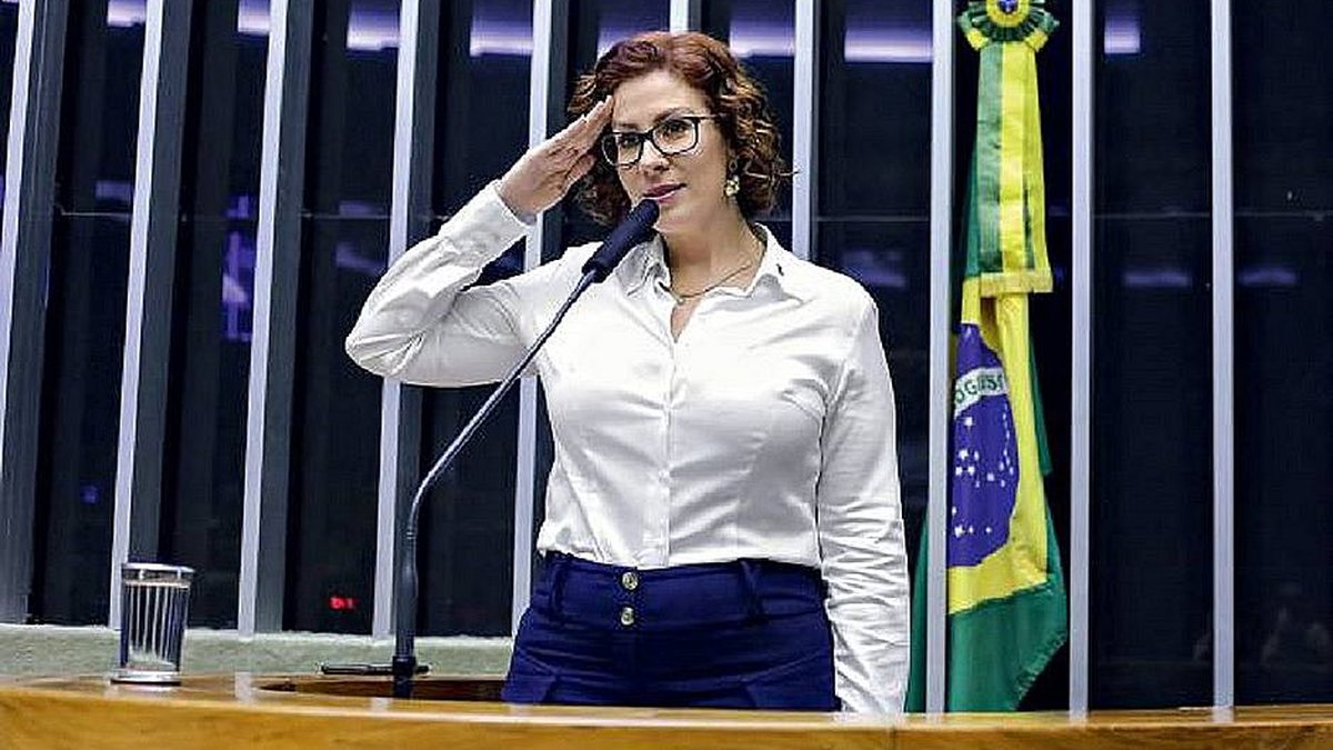 Deputados acionam MPF contra Foro de São Paulo e Arraiá do PT