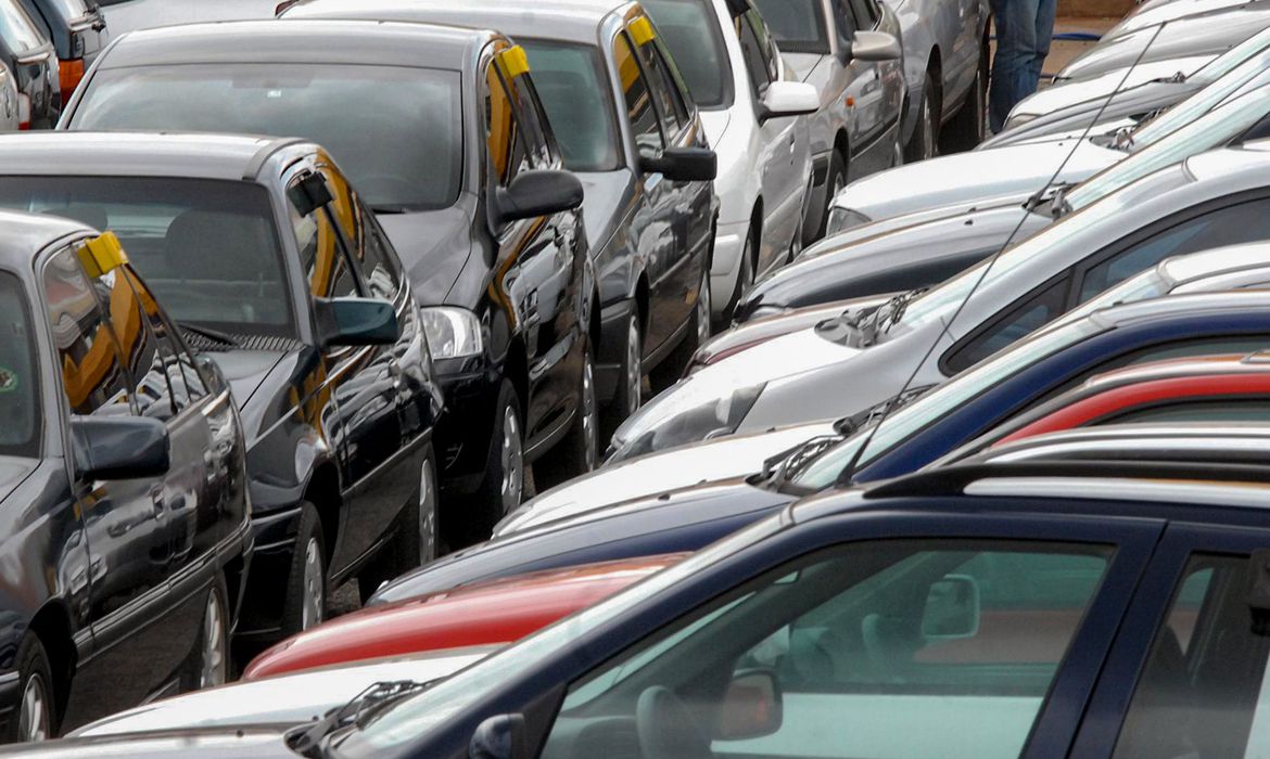 Governo vai liberar mais R$ 300 milhões para compra de carro com desconto