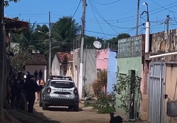 Homem é assassinado com cerca de 20 tiros na zona Norte de Natal