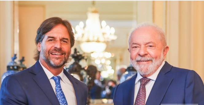 Lula ataca presidente do Uruguai no Foro de São Paulo