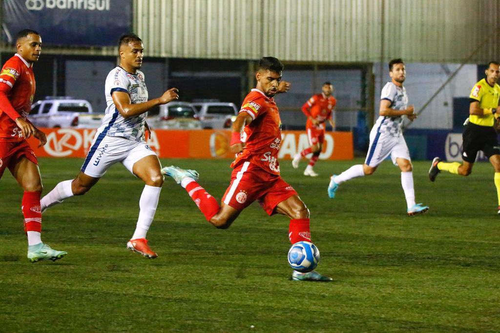 VÍDEO: América-RN perde para o São José jogando fora de casa pela Série C