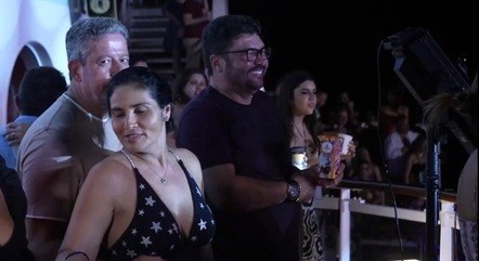 VÍDEO: Arthur Lira acompanha show no primeiro dia do cruzeiro de Wesley Safadão