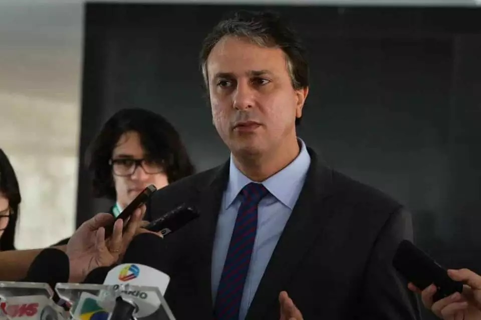 Ministro da Educação nunca esteve em uma escola cívico-militar
