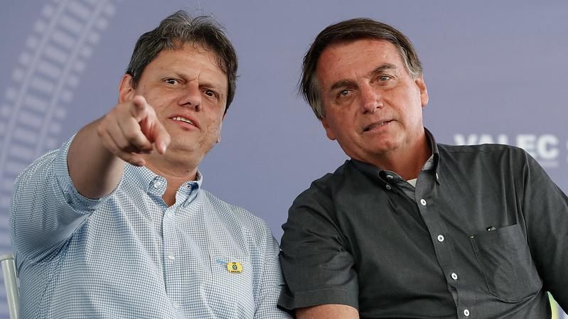 Tarcísio avisou Bolsonaro que não será candidato a presidente em 2026