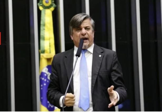 Ex-deputado Boca Aberta é preso por posse ilegal de arma