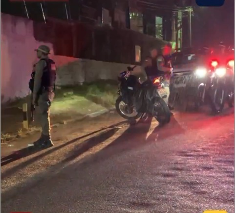 VÍDEO: Bomba, confronto e correria de torcedores durante partida entre ABC x Guarani; assista