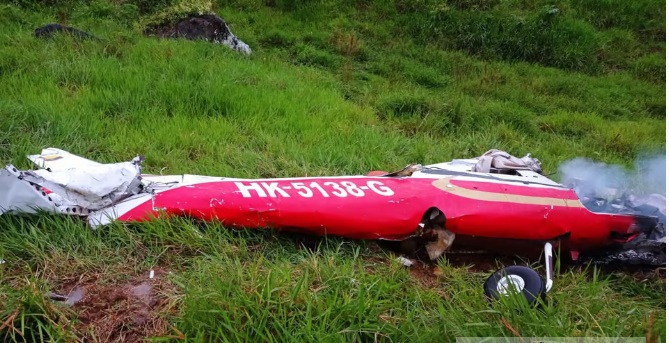 Queda de avião na Colômbia mata 5 políticos oposicionistas