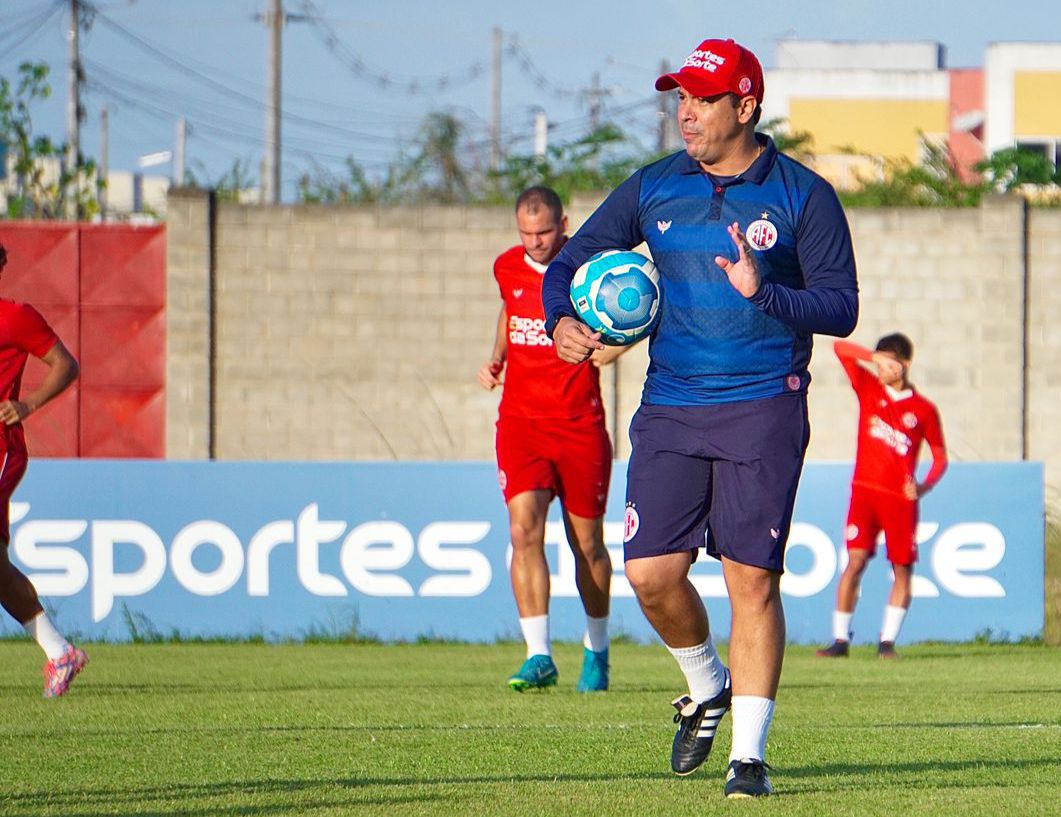América-RN em campo na Série C, Flamengo e Palmeiras pela Série A; veja os jogos de hoje e onde assistir