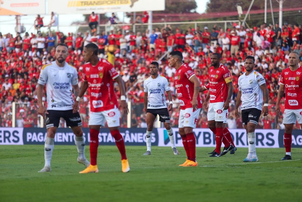 VÍDEO: ABC sofre gol no último minuto e empata com o Vila Nova pela Série B