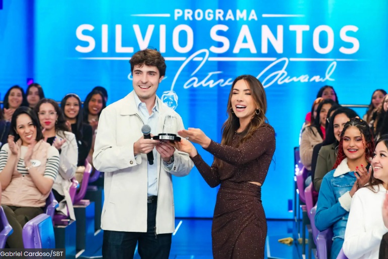 Programa Silvio Santos derrota Record com filho de Gugu Liberato