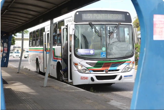 Acordo retoma linhas e renova de frota de ônibus em Natal