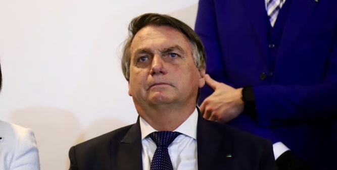Bolsonaro recebeu R$ 17 milhões via Pix neste ano, diz Coaf