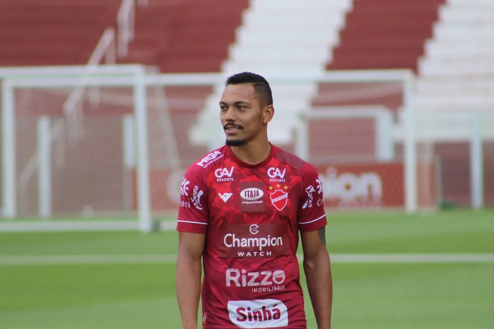 ABC oficializa contratação de lateral-direito para a Série B