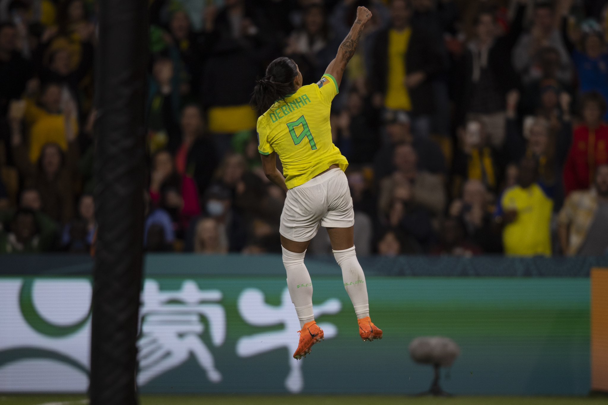 VÍDEO: Brasil perde da França e se complica na Copa feminina; veja melhores momentos