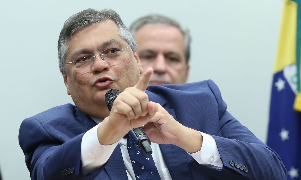 Dino sobre SP: "Houve uma reação imediata da polícia que nesse momento não me parece ser proporcional"