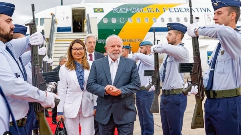 Itamaraty gastou ao menos R$ 24,8 mi com viagens de Lula ao exterior