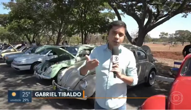 [VÍDEO] Repórter da Globo se confunde ao vivo: 'Horário de pic*'