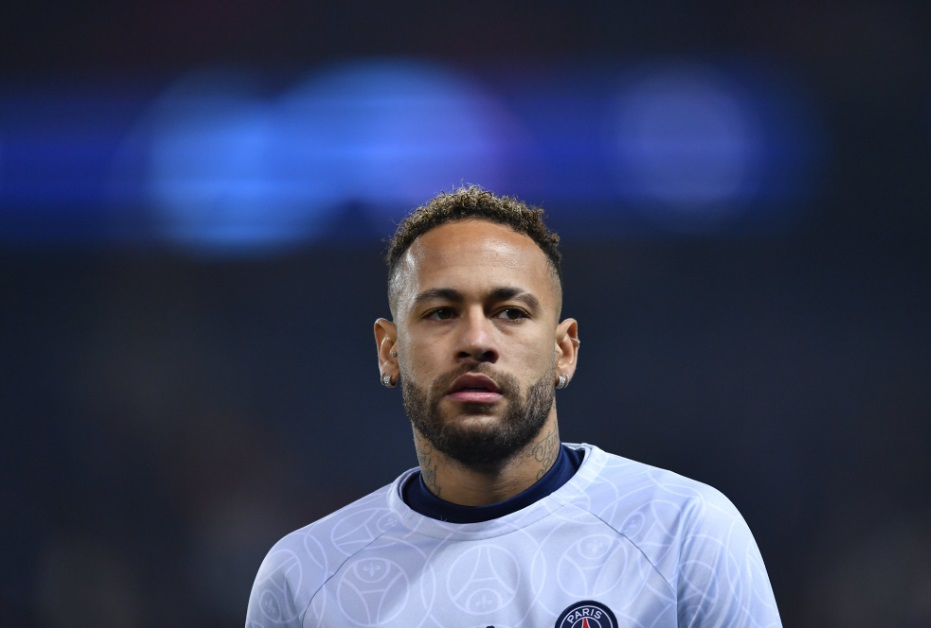 De saída do PSG, Neymar conversa com clube brasileiro, revela jornal francês