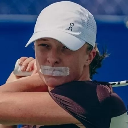 Por que melhor tenista do mundo treina com uma fita tapando a boca