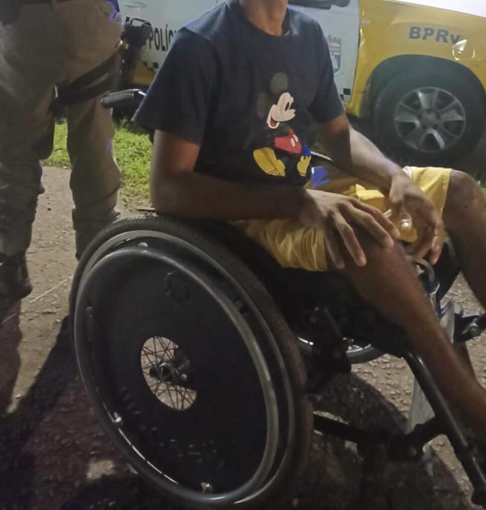Foragido por roubo, cadeirante é preso em transporte por aplicativo na Grande Natal