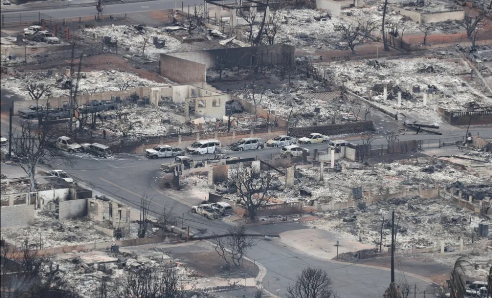 Incêndios florestais no Havaí matam 55 pessoas