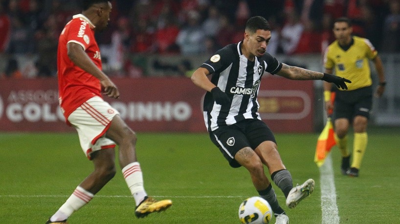 Botafogo x Internacional e ligas internacionais; confira os jogos de hoje e onde assistir