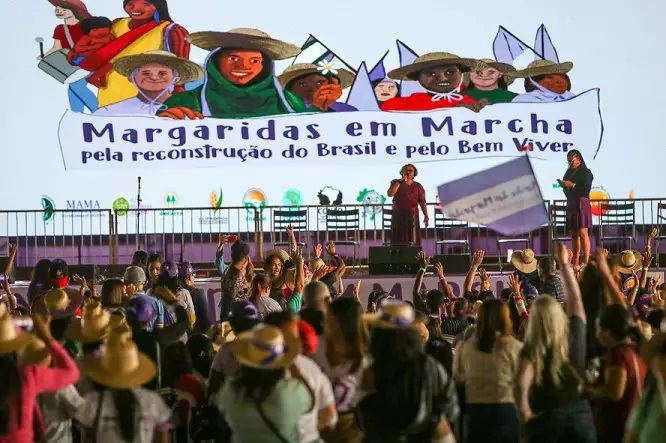 Governo Federal torra R$800 mil na marcha de sem-terra