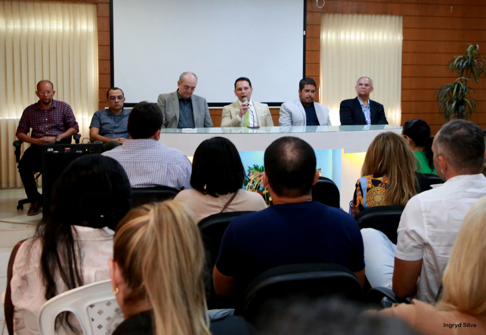 Debate sobre saúde mental mostra urgência na adoção de políticas públicas